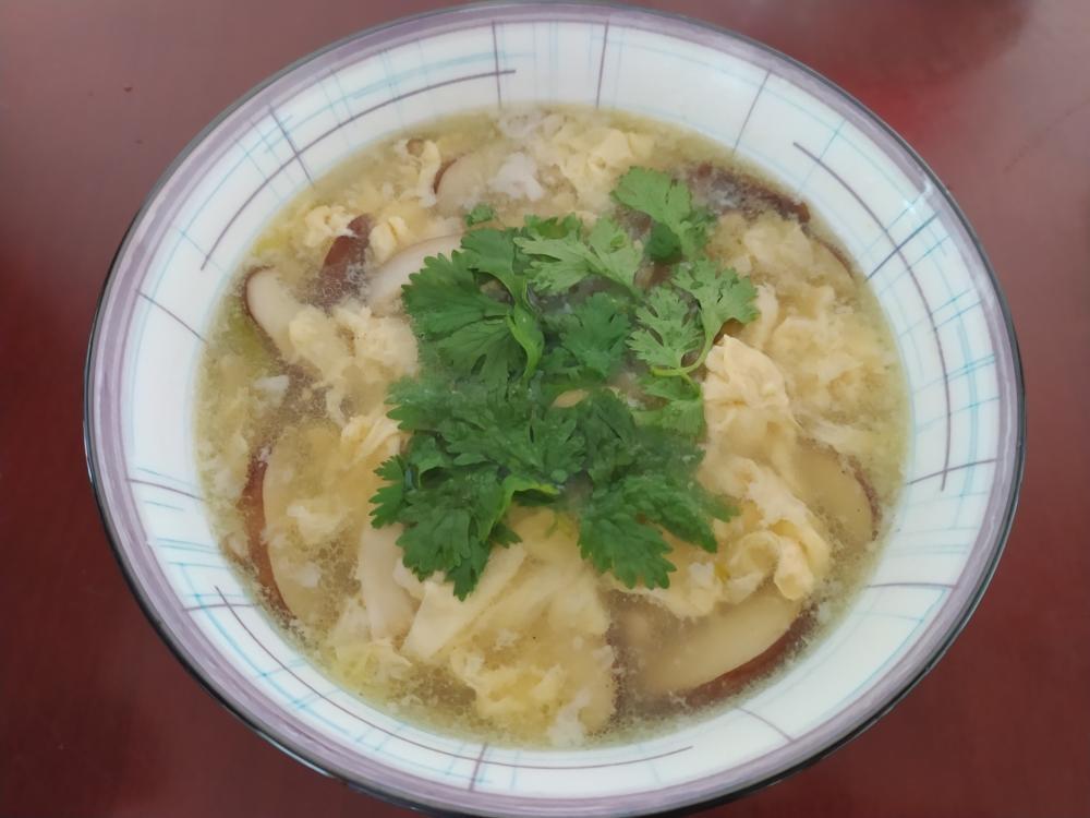 [家常菜]香菇蛋汤/杏鲍菇蛋汤(消耗咸蛋白)附送各种小窍门