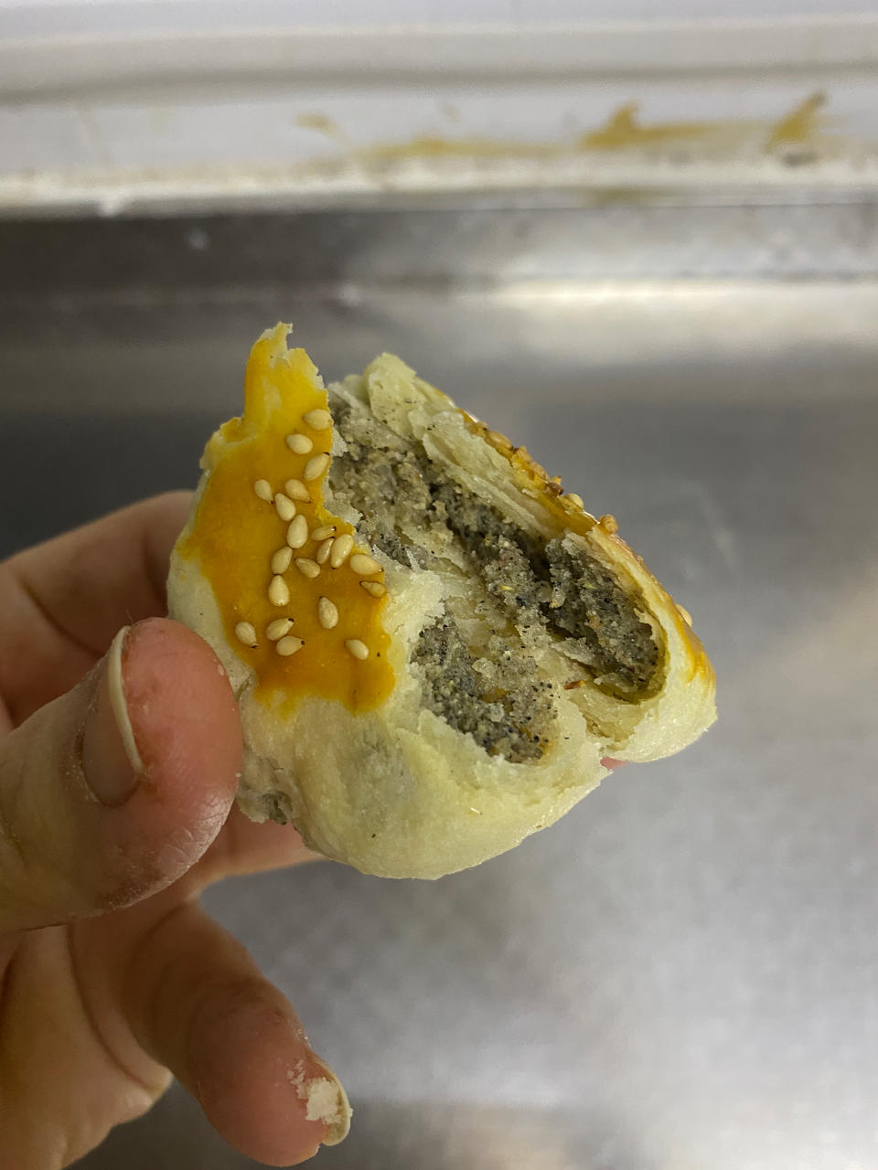 酥的掉渣椒盐牛舌饼