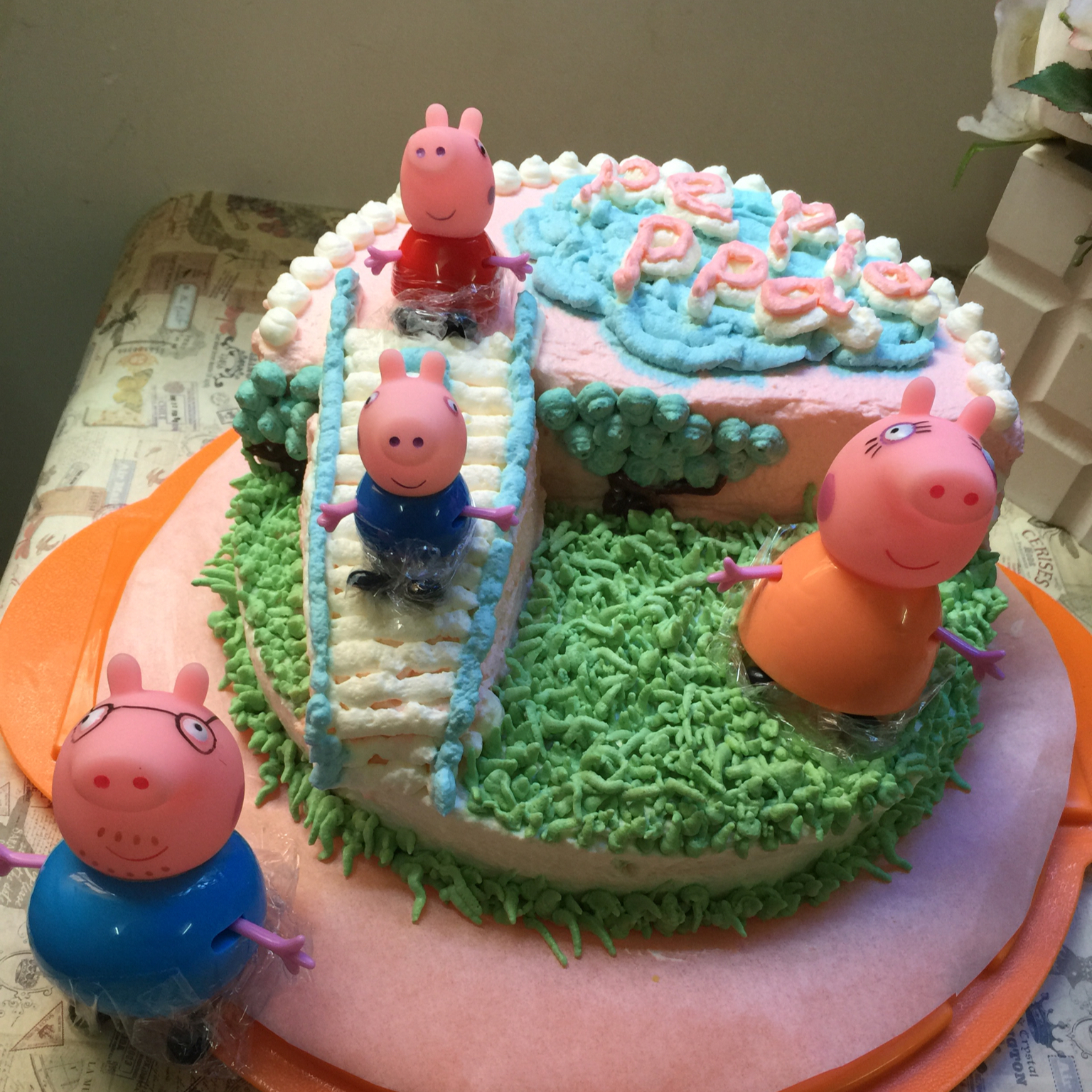 轩楠妈遇上烘培做的场景蛋糕