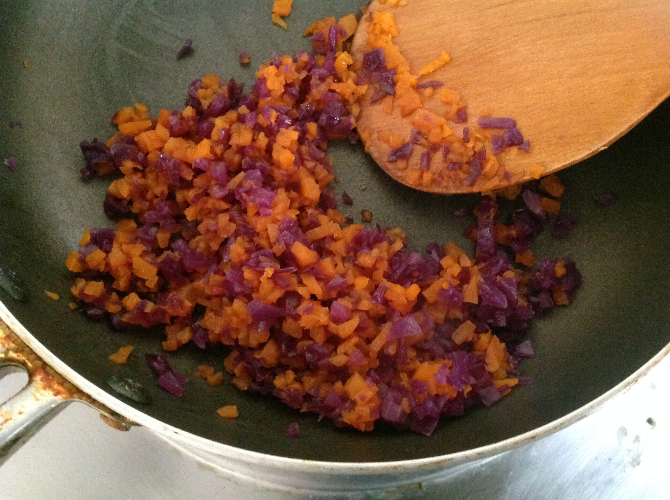 【快手辅食】紫甘蓝胡萝卜豆腐饭（10m+）的做法 步骤8