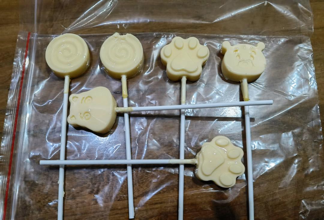奶酪棒（秒杀市面上的妙可蓝多、女儿每天至少吃两支）