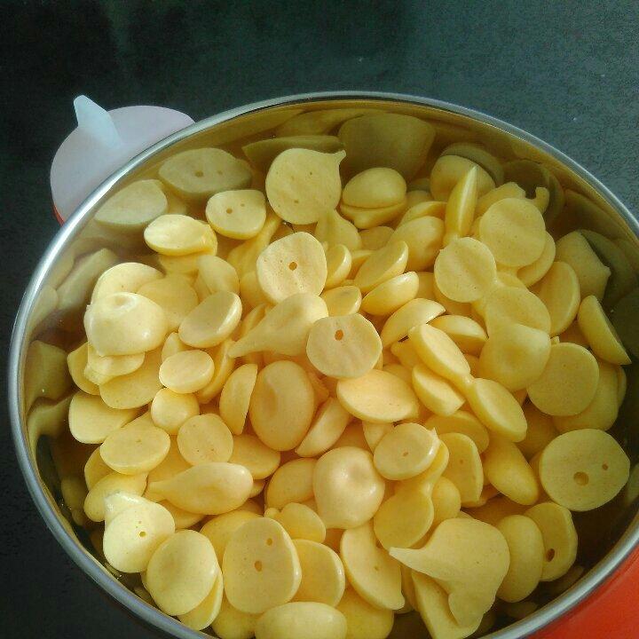 入口即化的无添加蛋黄溶豆