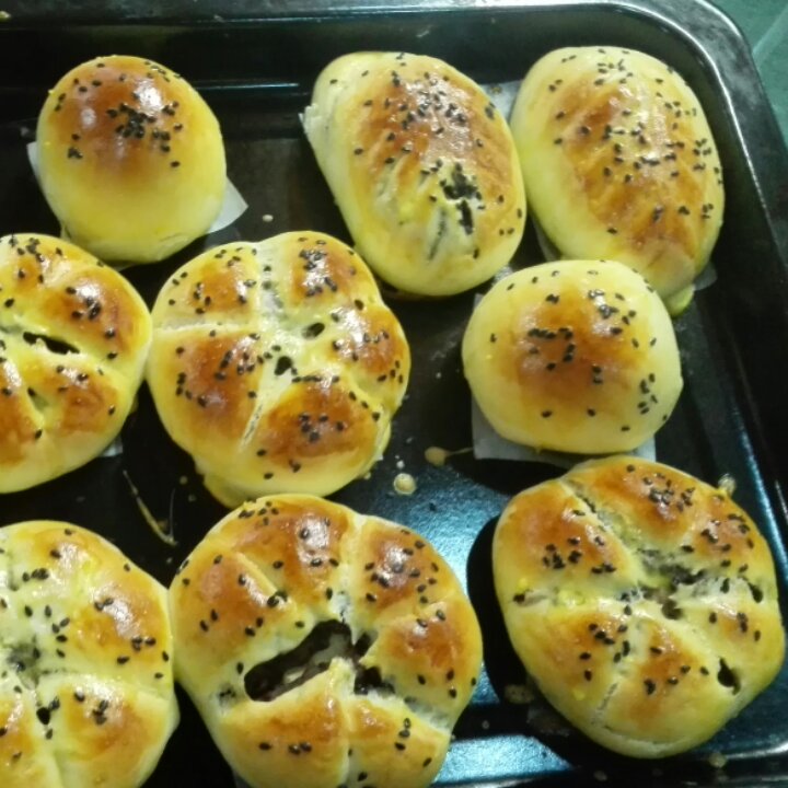 花式豆沙餐包