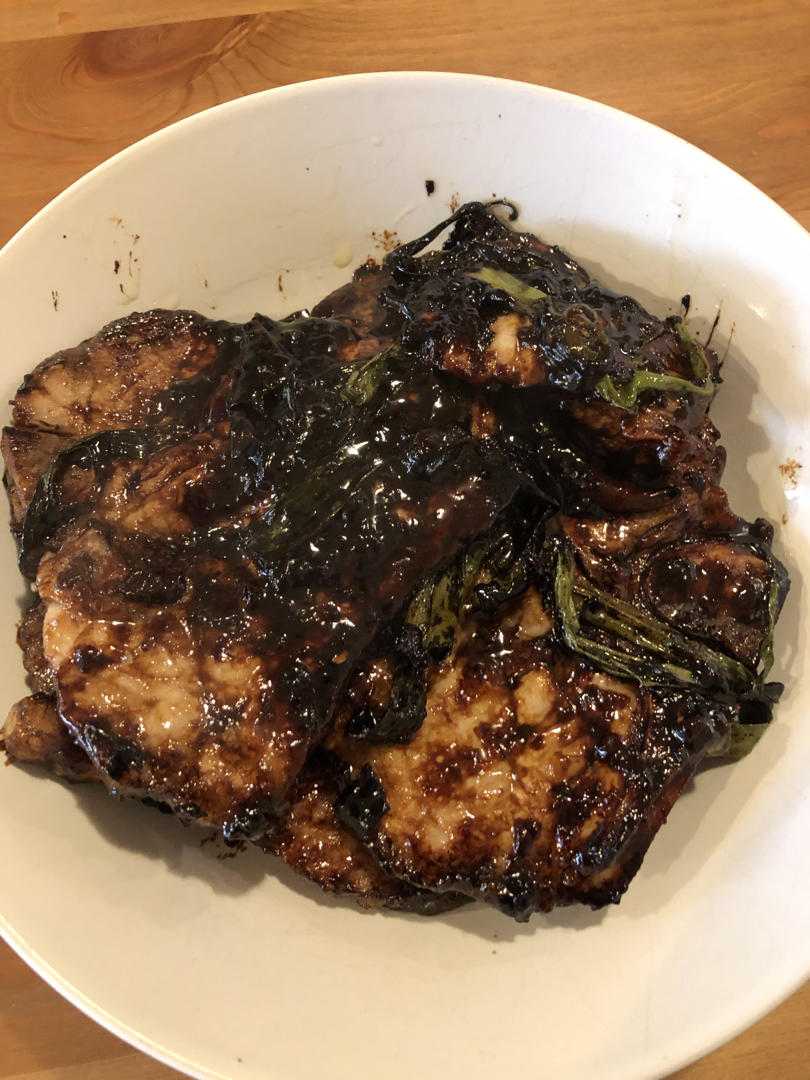 超嫩超香的葱烤大排