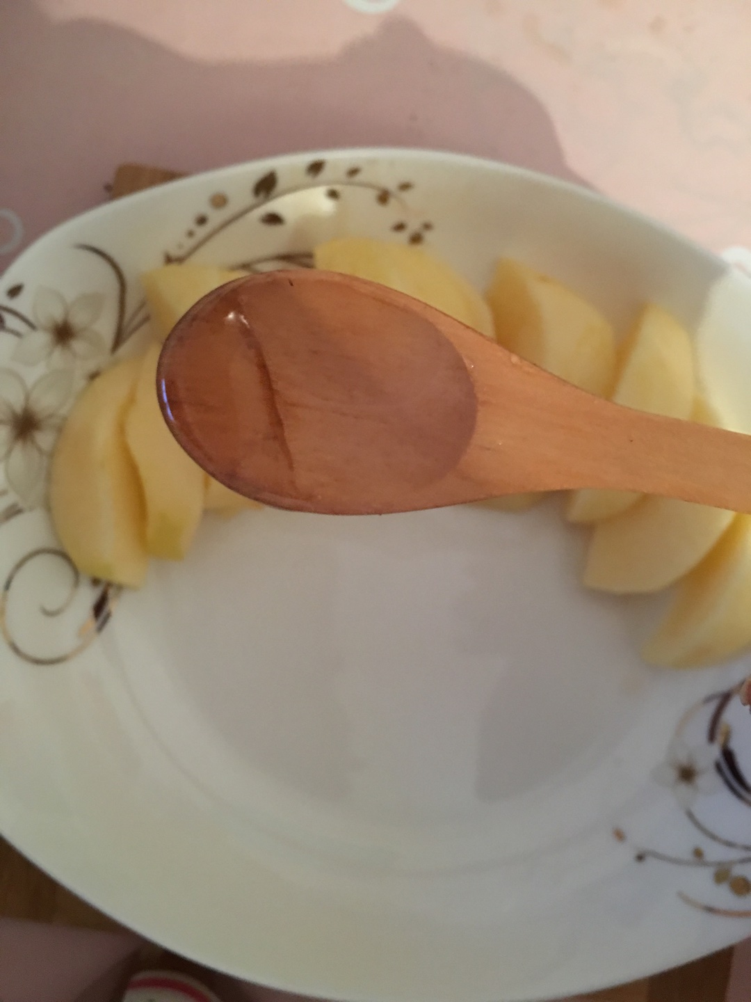 酸奶苹果薯球的做法 步骤2
