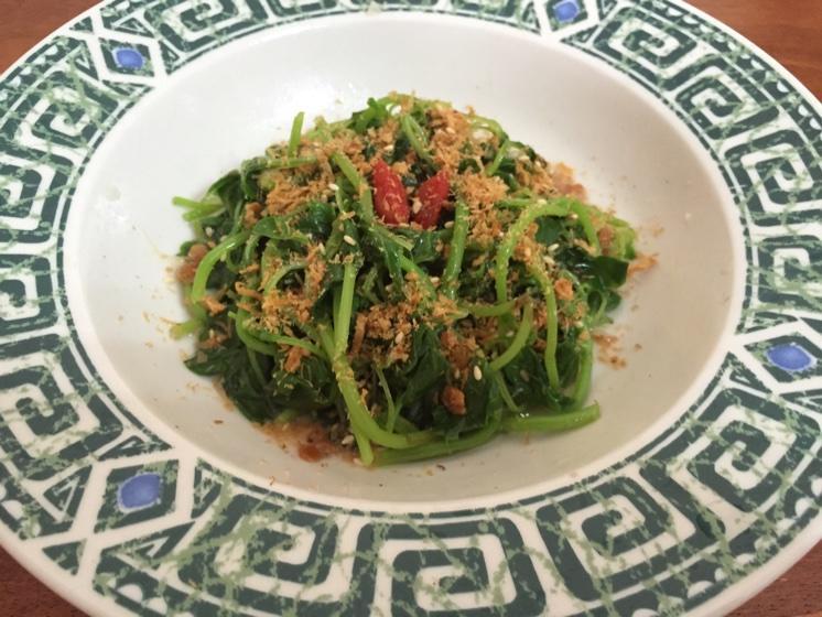 肉松末白芝麻香拌小菠菜的做法