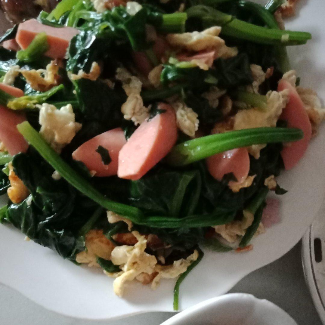 菠菜炒鸡蛋