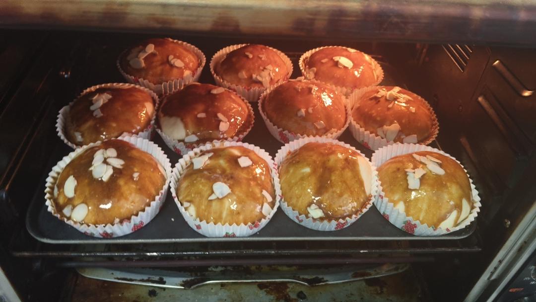 帕帕罗蒂2.0，口感味道升级的奶盐酥皮咖啡面包