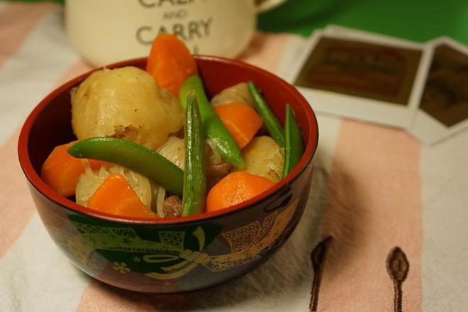 日式土豆炖肉的做法