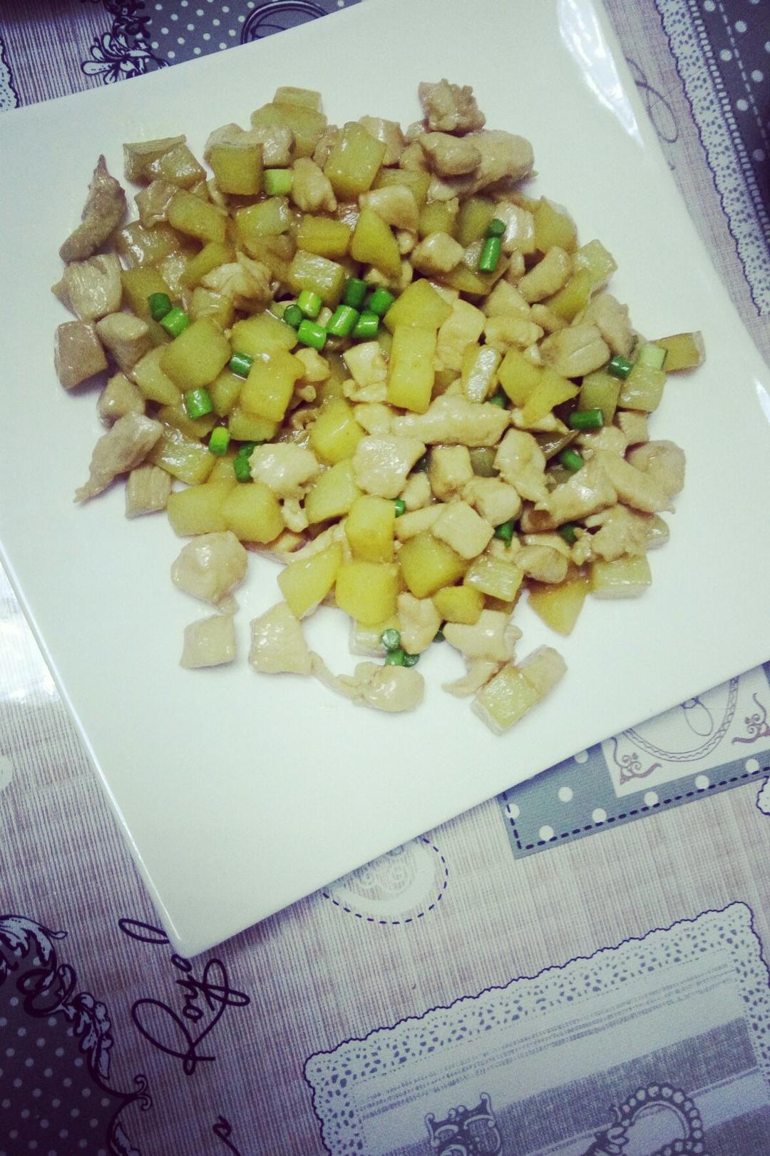 一道怎么做都好吃的干煎土豆鸡丁（红烧，咖喱，椒盐，孜然）
