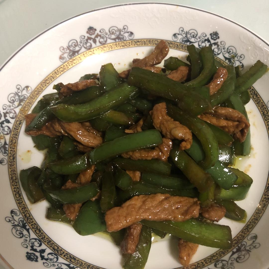 菜椒炒肉