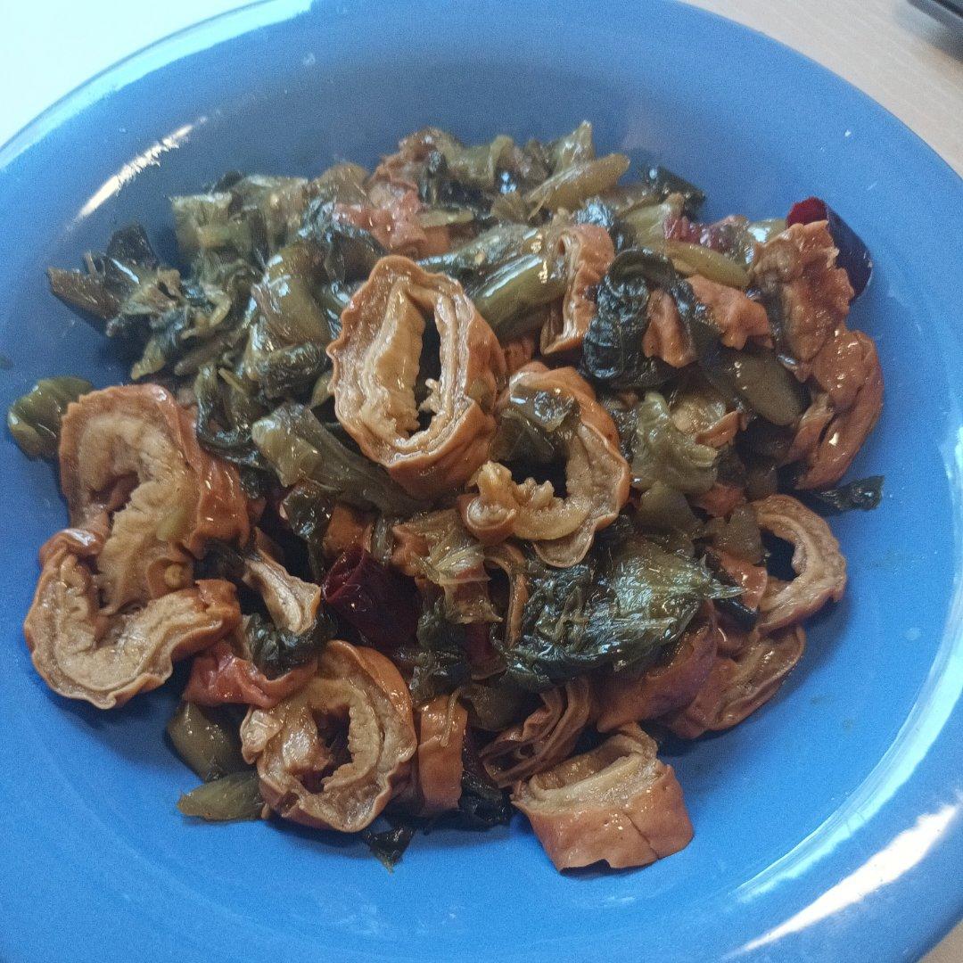 酸菜炒大肠（附超详细大肠清洗步骤）