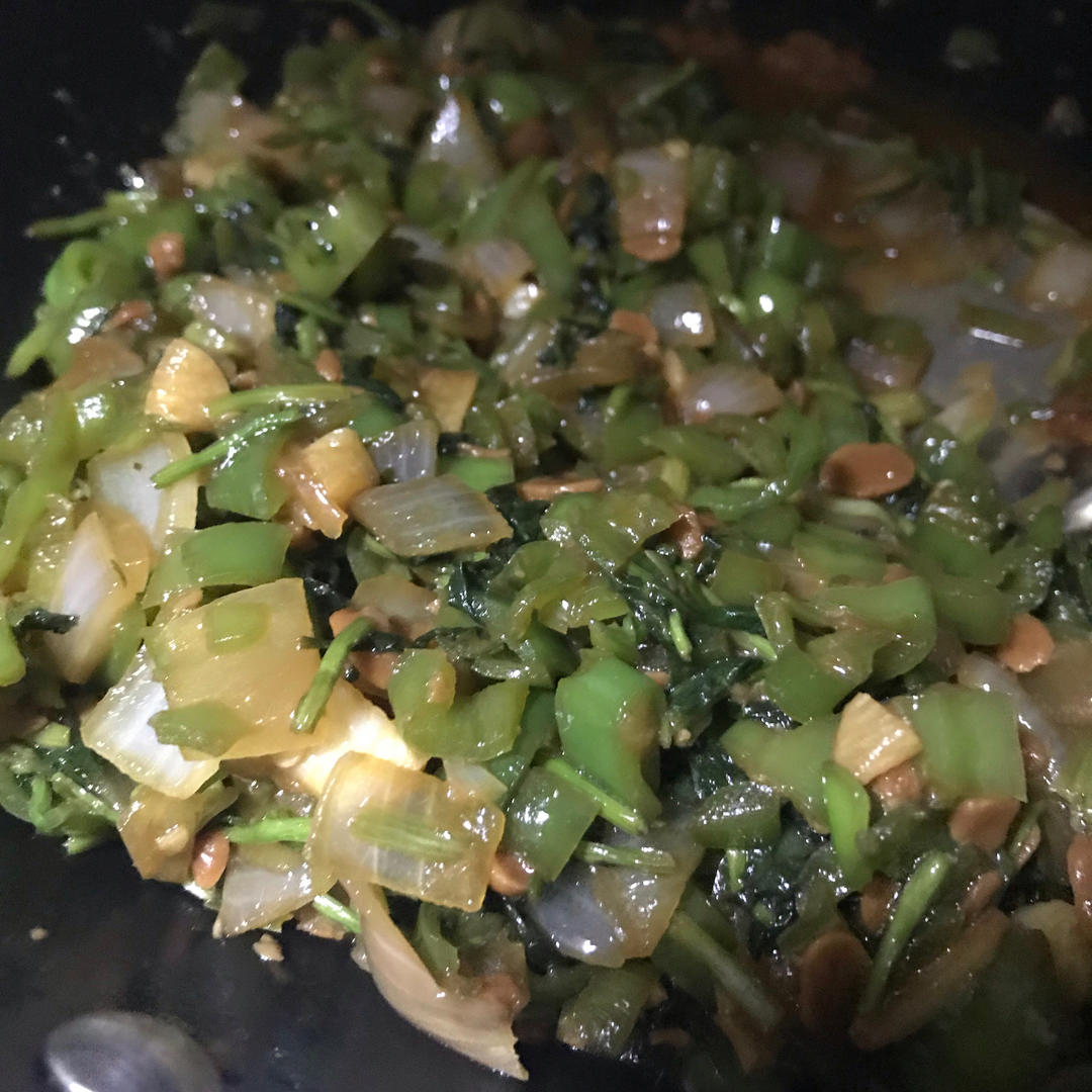 妈妈的青尖椒酱