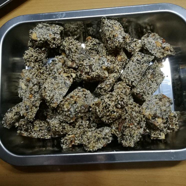 芝麻核桃糖