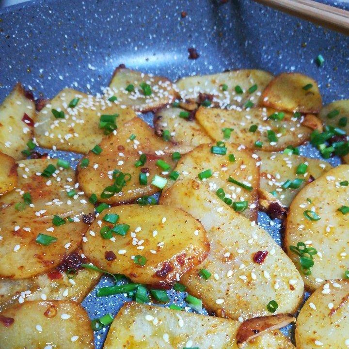干锅土豆片