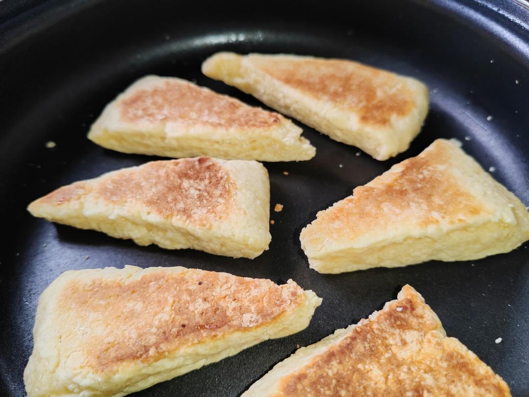 完美裂纹～百分百成功的超好吃奶香司康（禁止搬运）