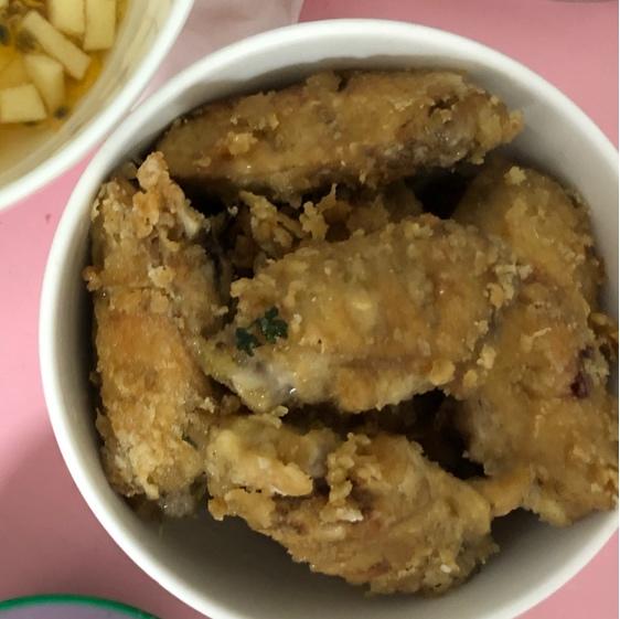 蒜香炸鸡翅