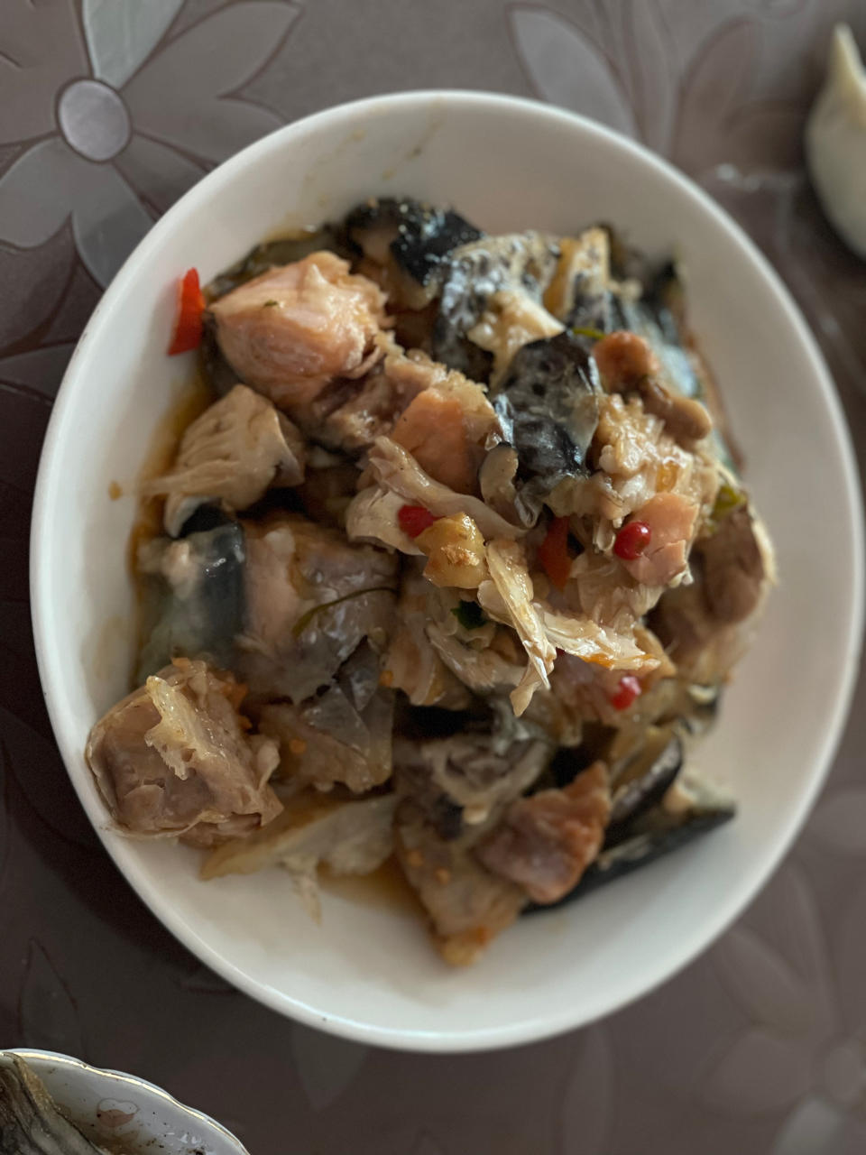 焖三文鱼头（中餐厅张亮简易版）