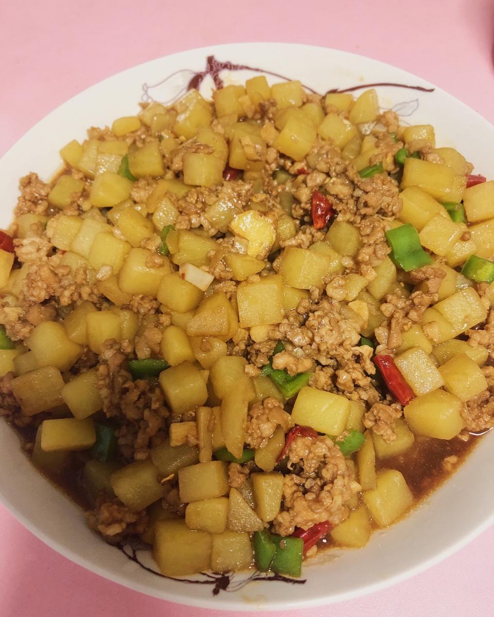 ㊙️香菇土豆肉沫拌饭❗️比外卖还好吃