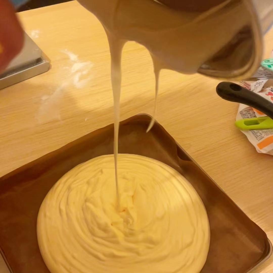 蛋糕卷这样做‼️不掉皮不开裂（小视频食谱）
