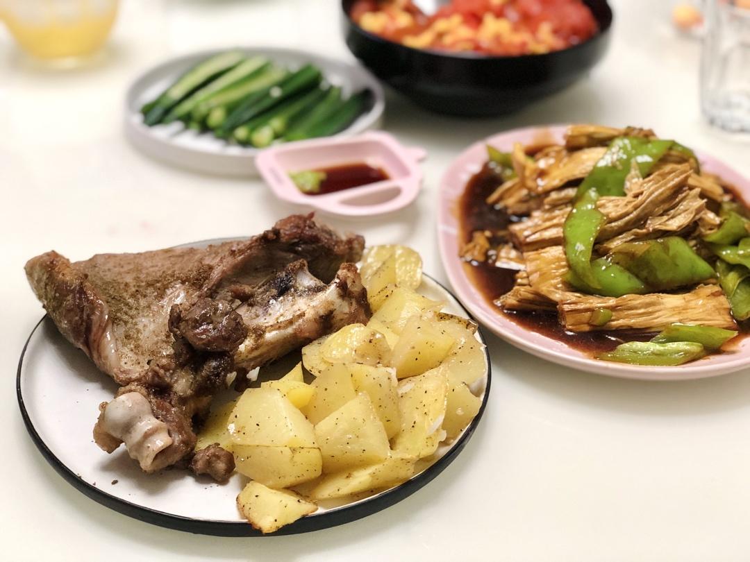 千层韭菜肉饼【5月烤箱参考食谱】