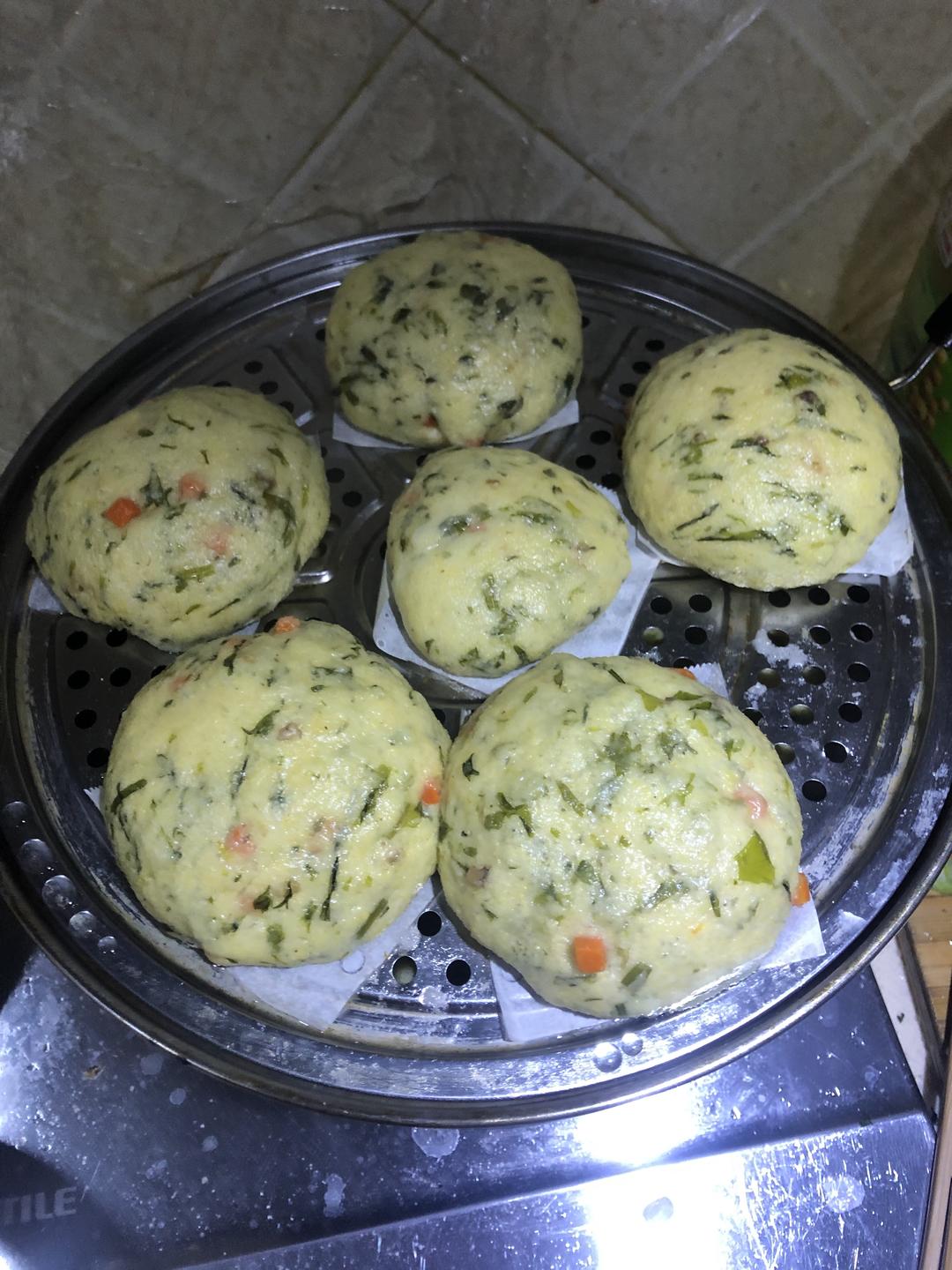 发面的菜窝头(菜馒头)