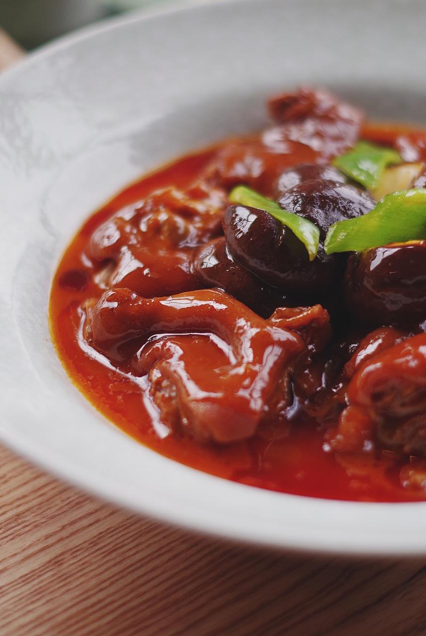 香辣猪蹄—Staub铸铁锅