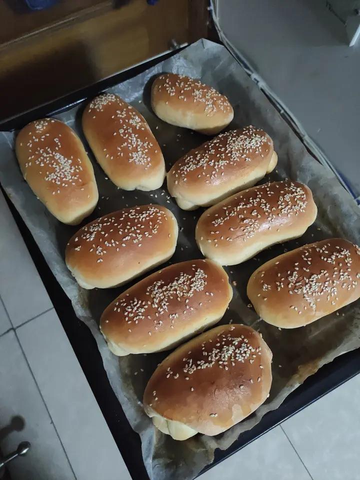 超好吃的肉松面包