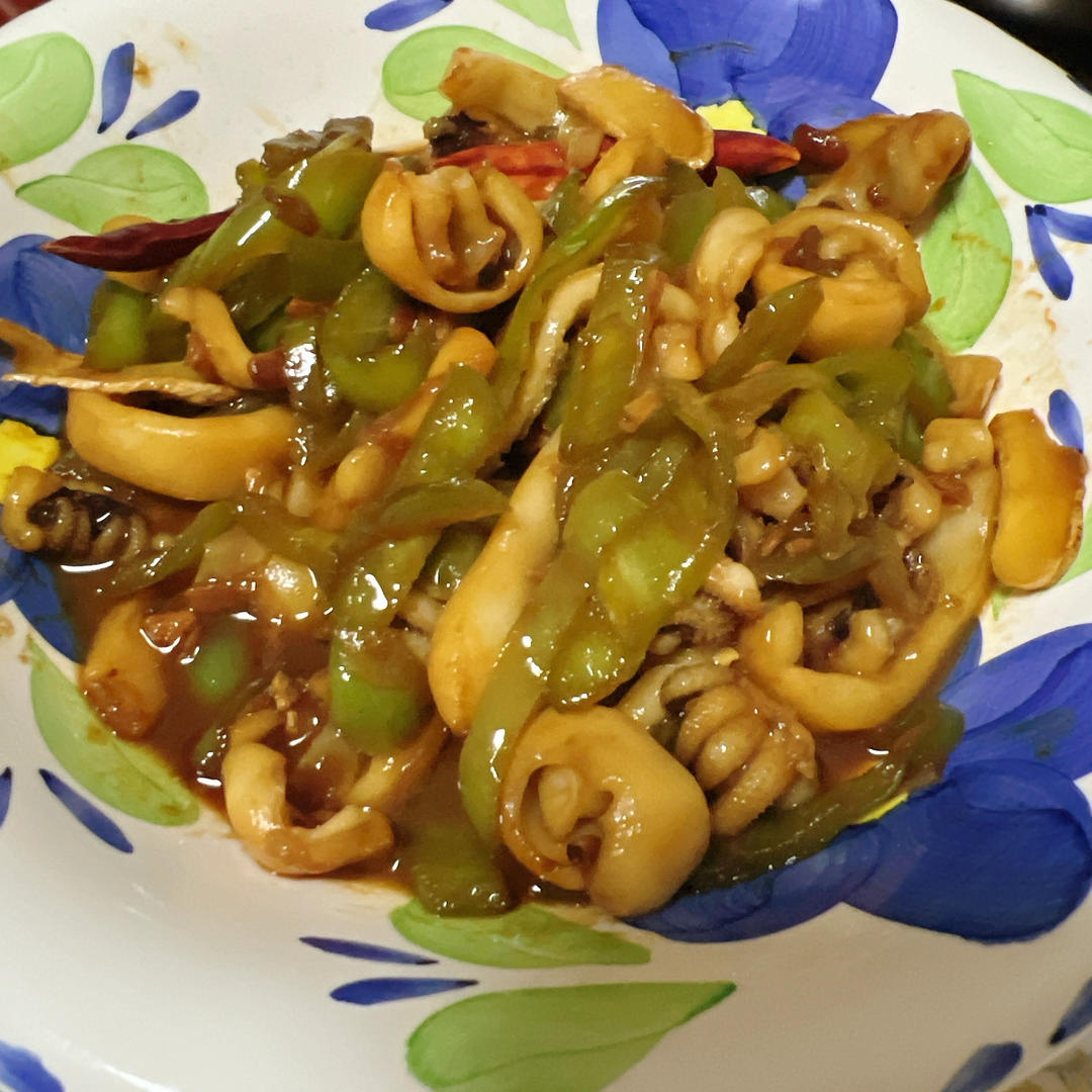 家常快手菜  酱爆墨鱼仔（15分钟搞定）