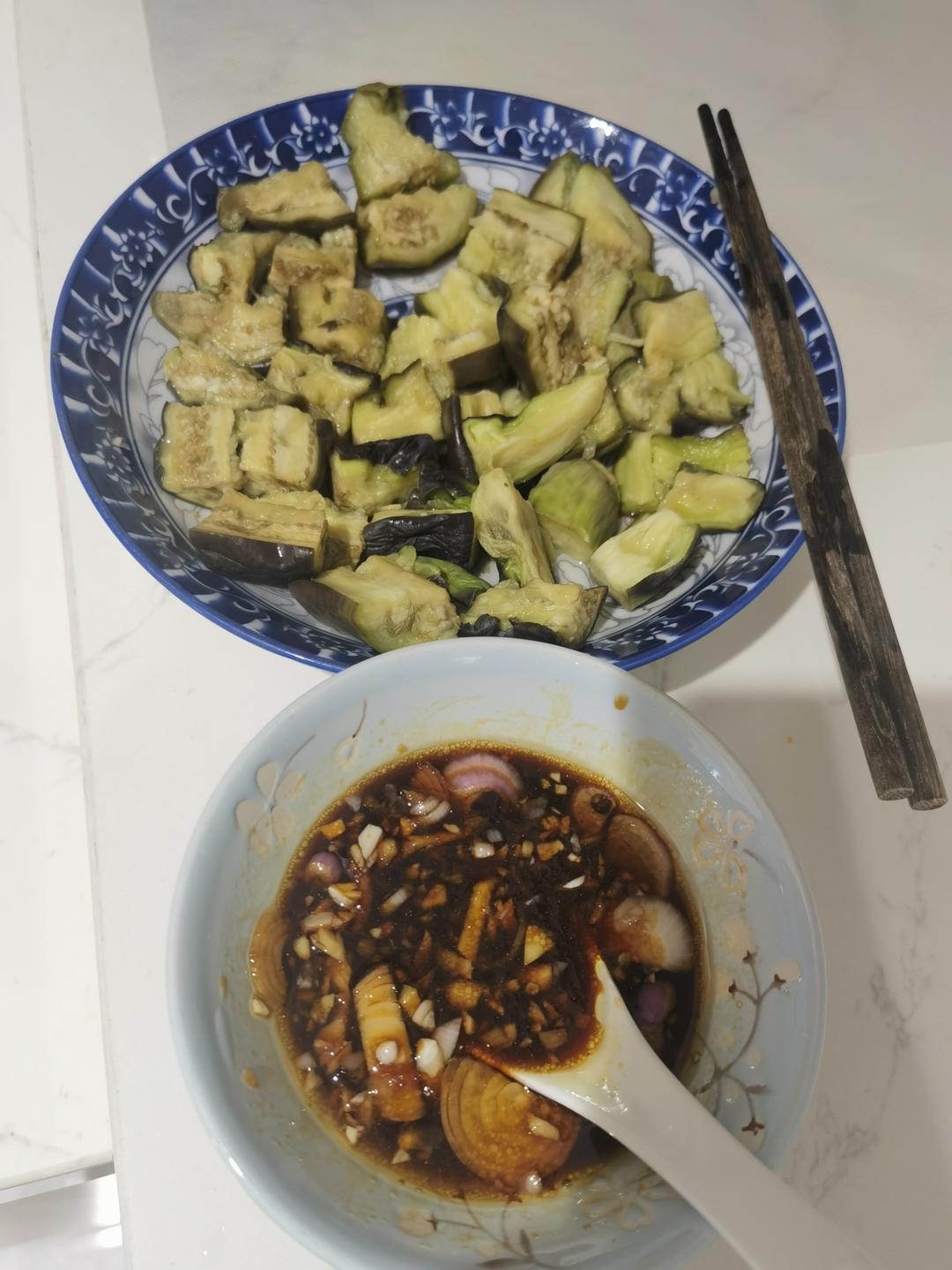 凉拌茄子