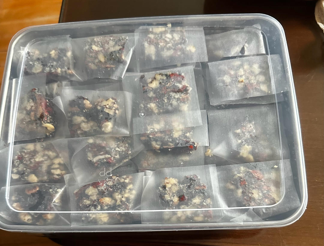 麦芽糖版营养糕（红枣，核桃，黑芝麻，枸杞，花生，红糖）