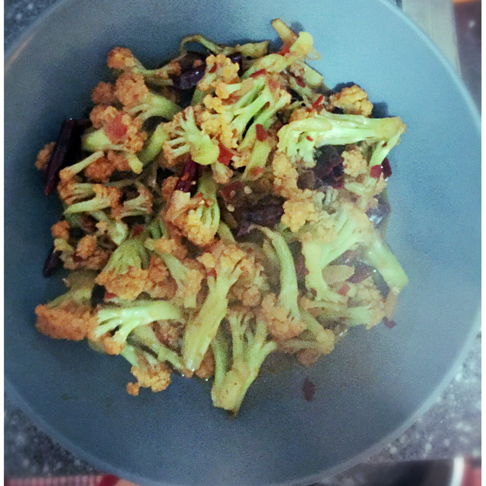很“浪费”米饭的家常菜之一-------干锅菜花
