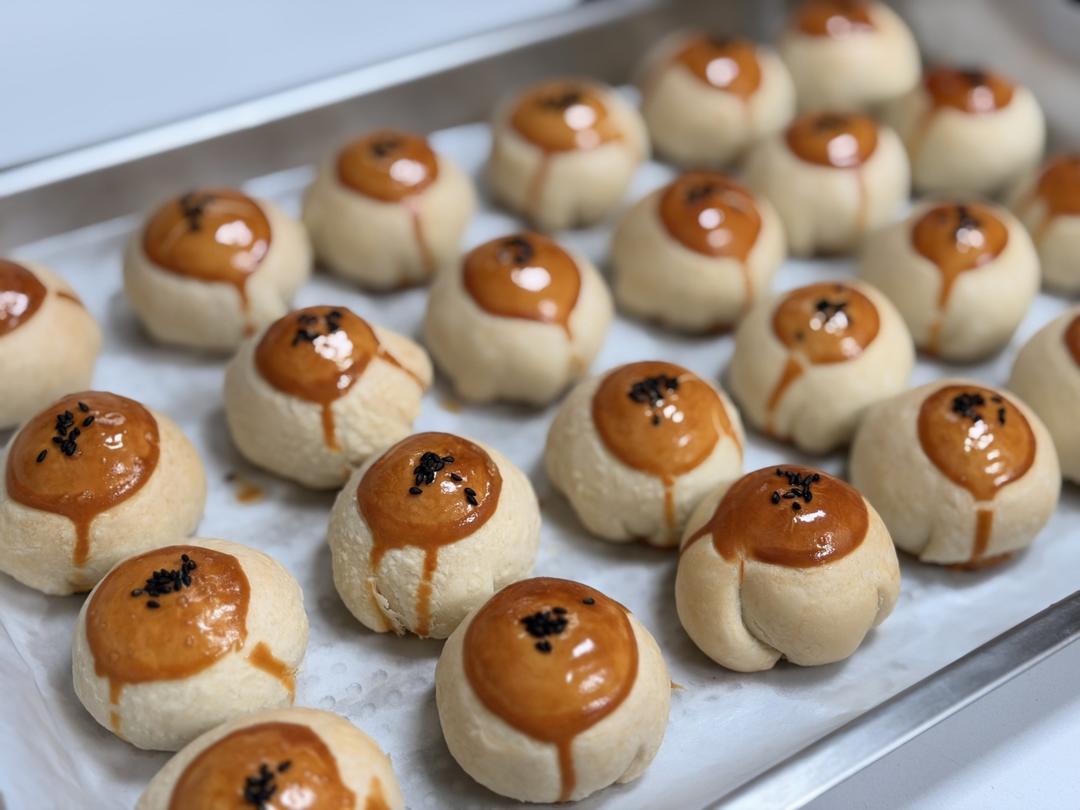 超简单 免揉 酥掉渣的蛋黄酥(超详细附全程视频)不破酥『万能酥皮』