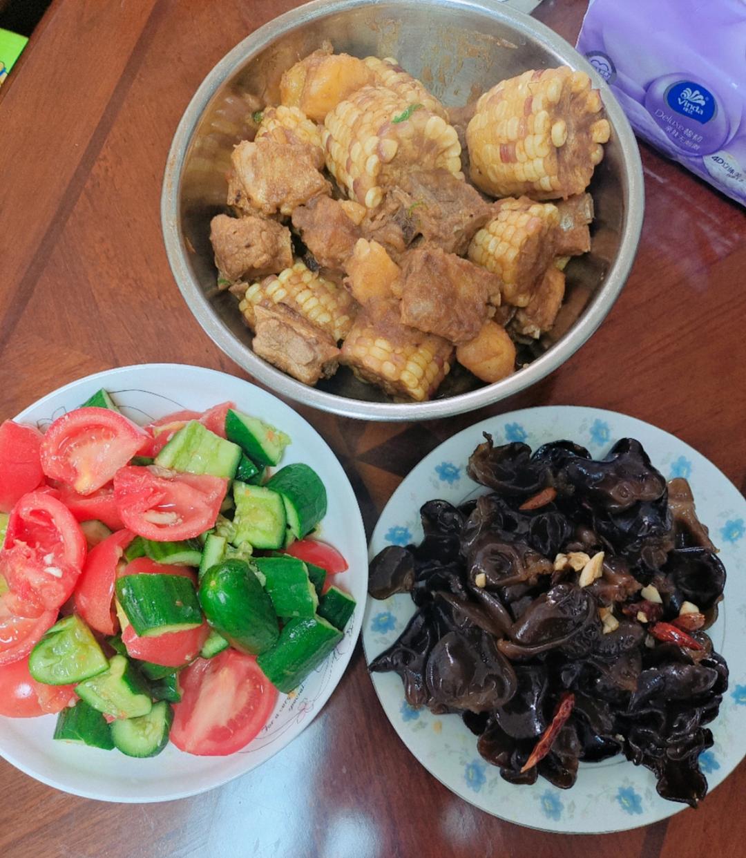 大丰收——玉米土豆炖排骨