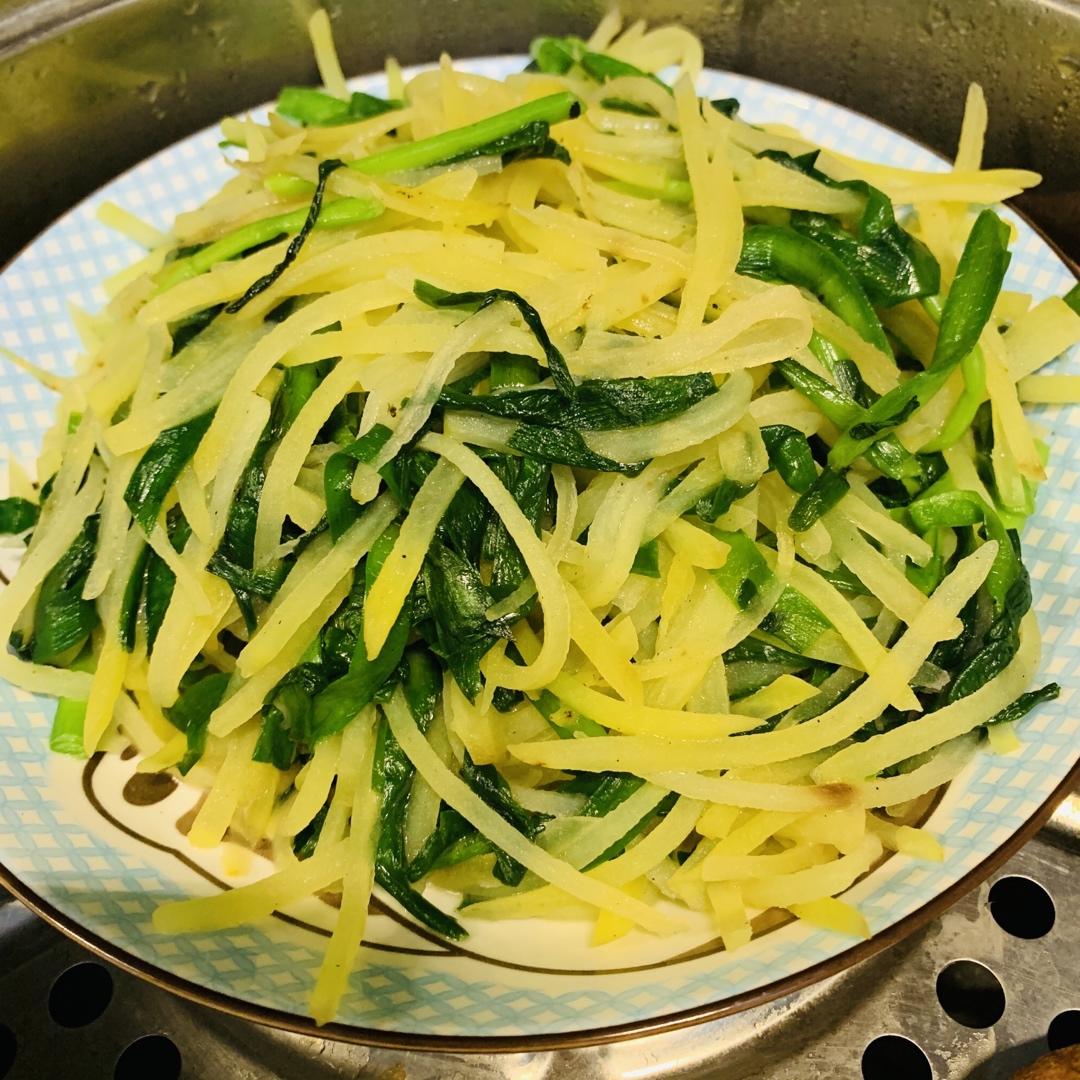 隐身大侠做的韭菜炒土豆丝