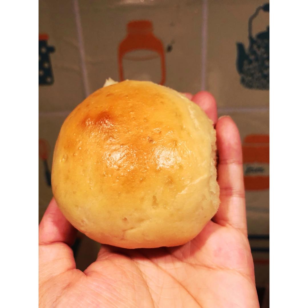 超软牛奶小餐包