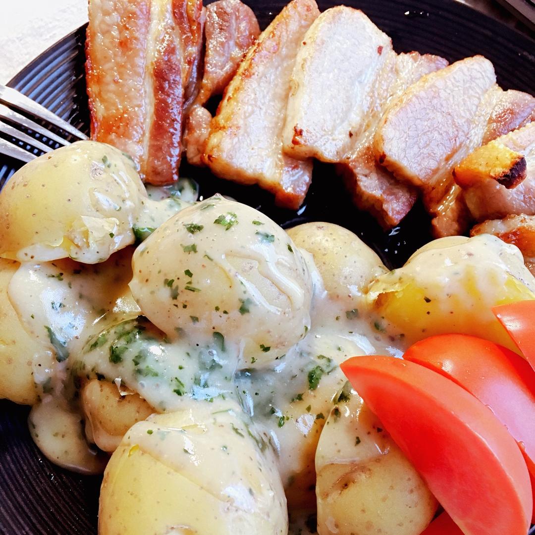 烤猪肉配欧芹酱【曼达小馆】