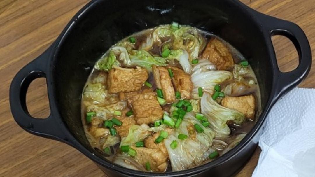 家常白菜粉条炖豆腐