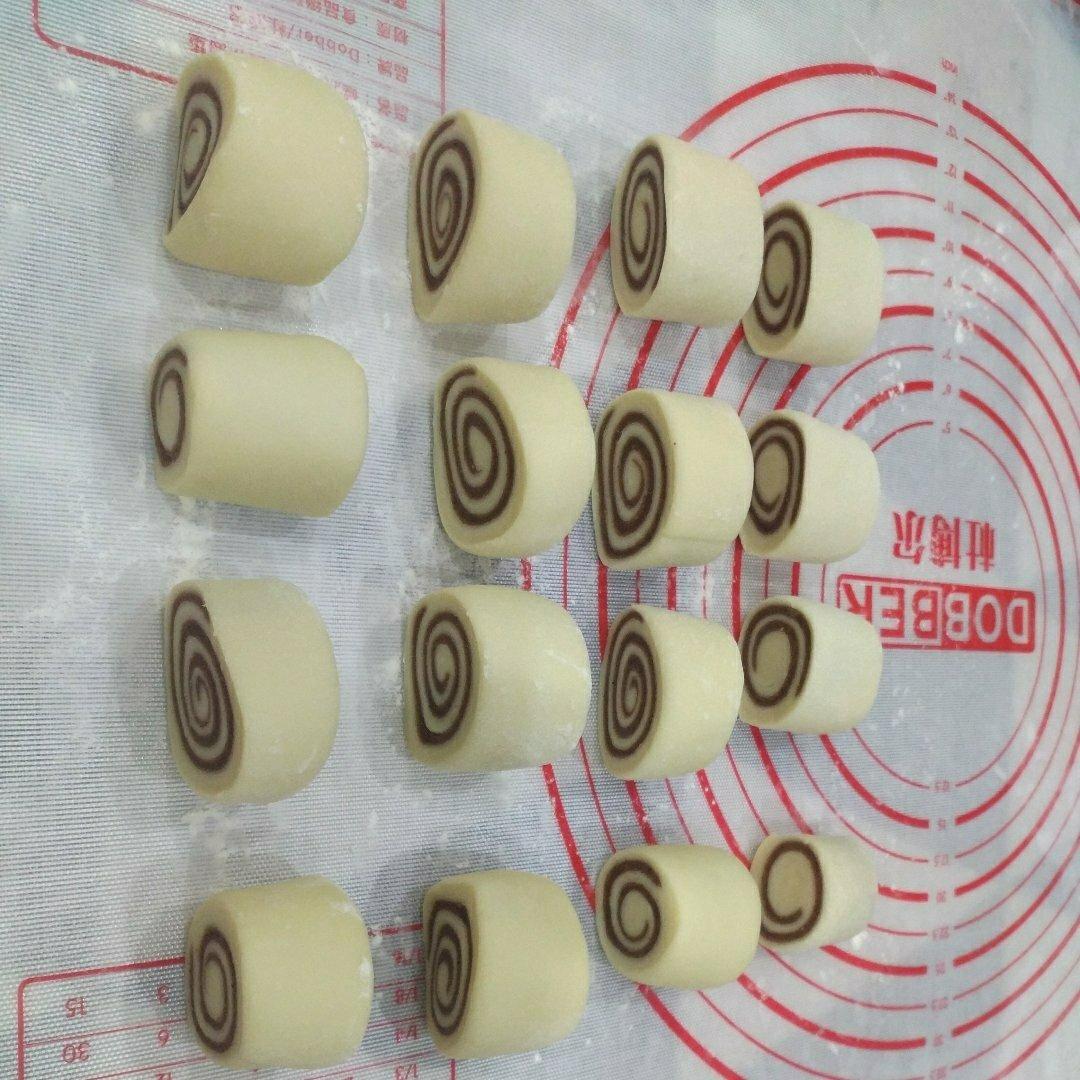 豆沙双色馒头