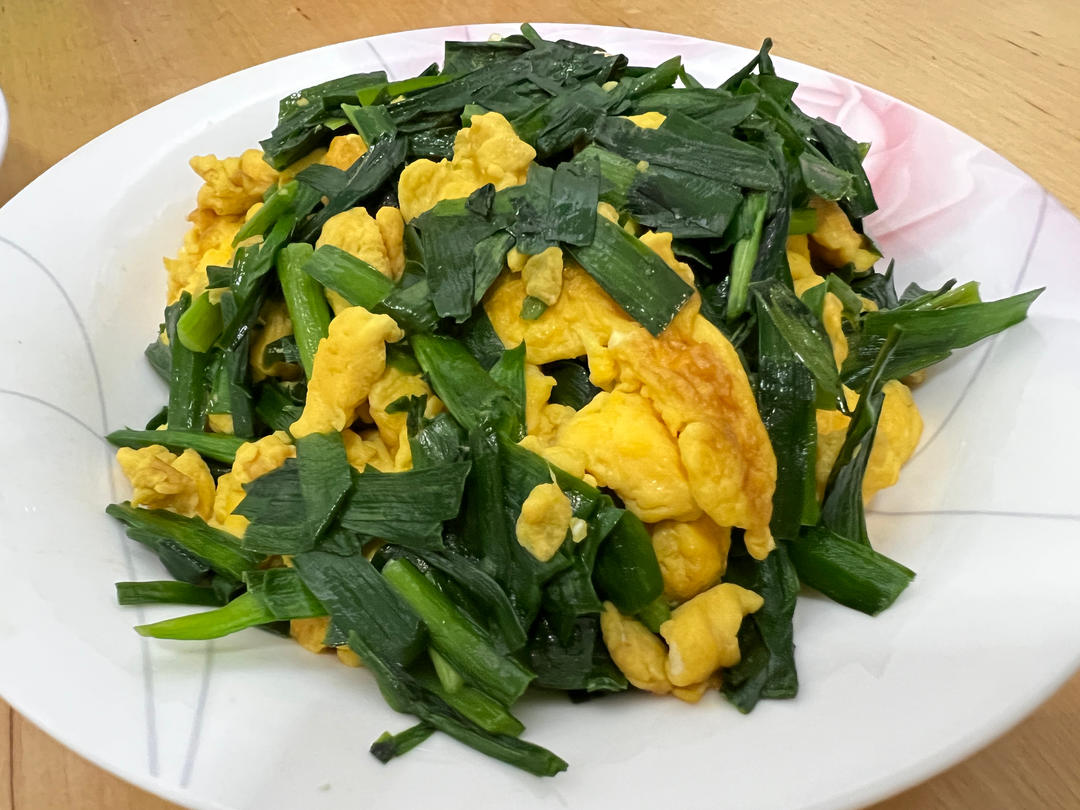 韭菜炒鸡蛋——三分钟快手下饭菜 掌握火候的秘诀