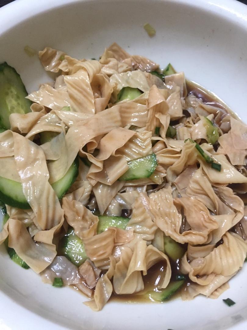 凉拌豆皮