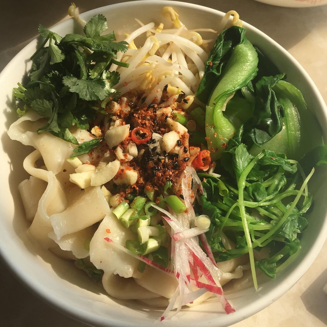 家常版油泼面（宽面）