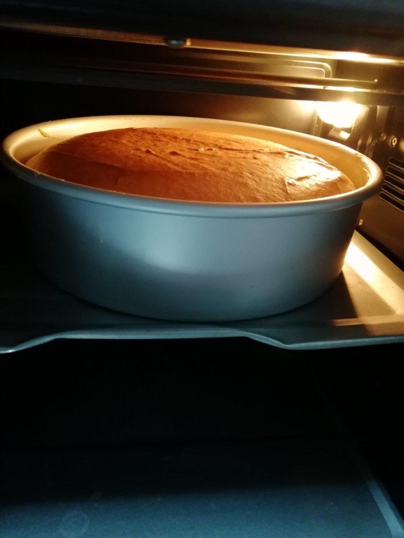 蛋糕的做法（8寸戚风蛋糕）