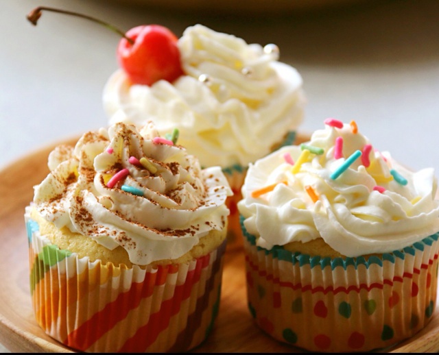 清新莓果奶油cupcake