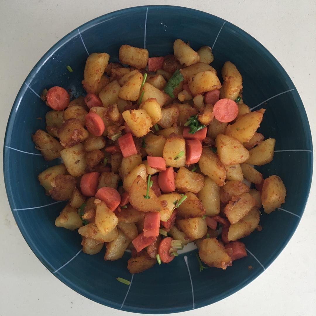 香辣过瘾的孜然土豆火腿，比路边摊还好吃