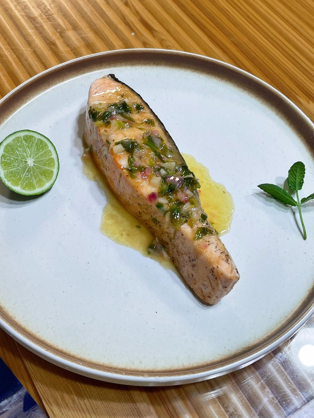 柠檬香煎三文鱼的做法