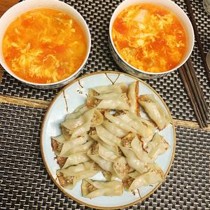 一种食材两种吃法之一— 饺子皮的两种吃法（面片汤和锅贴）的做法 步骤10