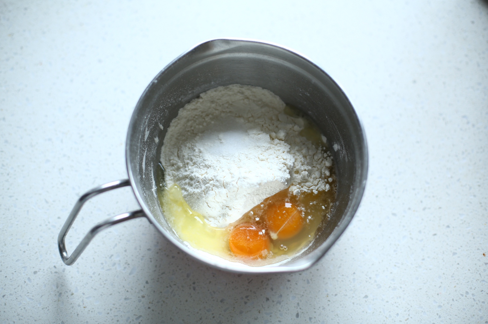 自制面条鸡蛋面（压面机版）的做法 步骤1