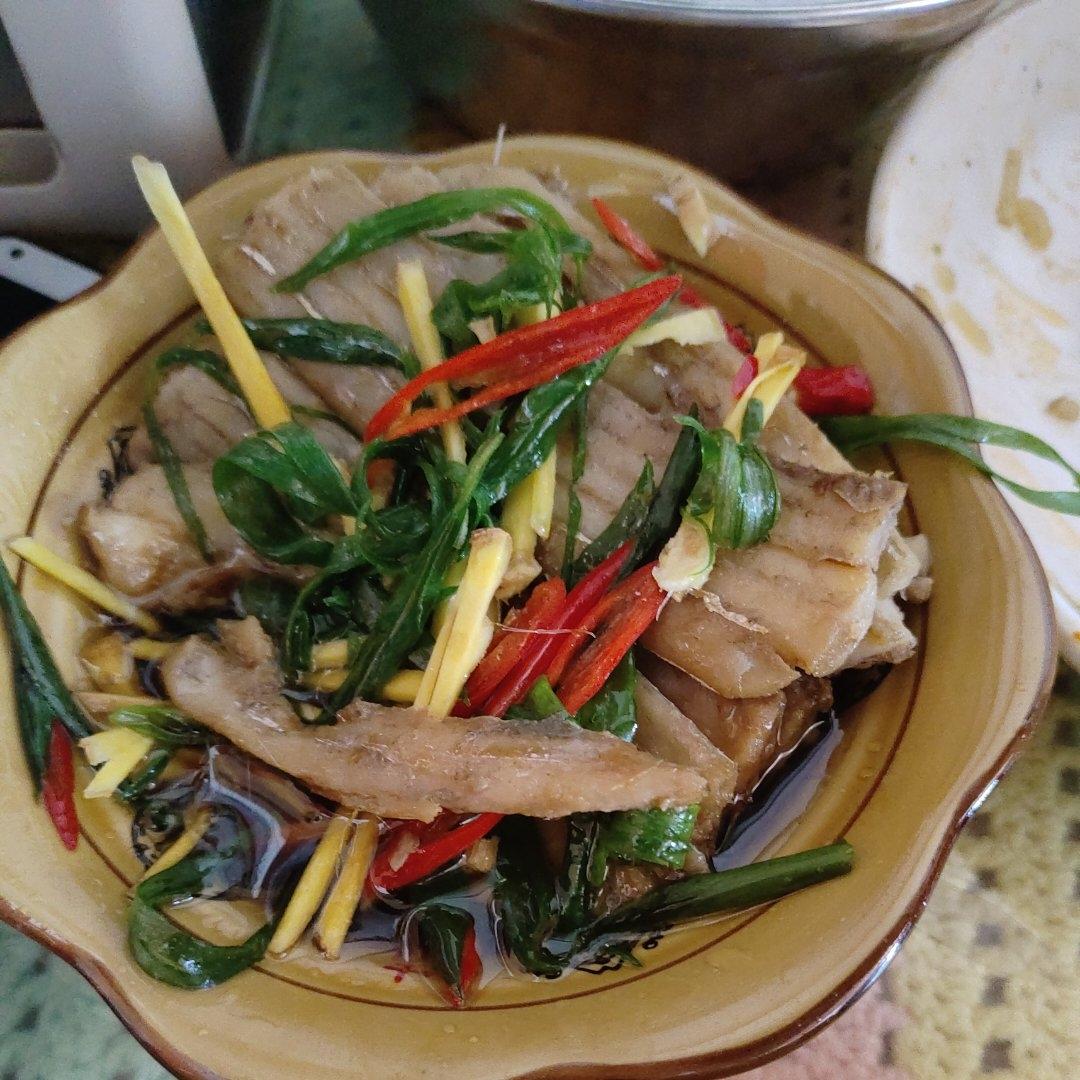 不煎不炸好吃健康的＃清蒸带鱼