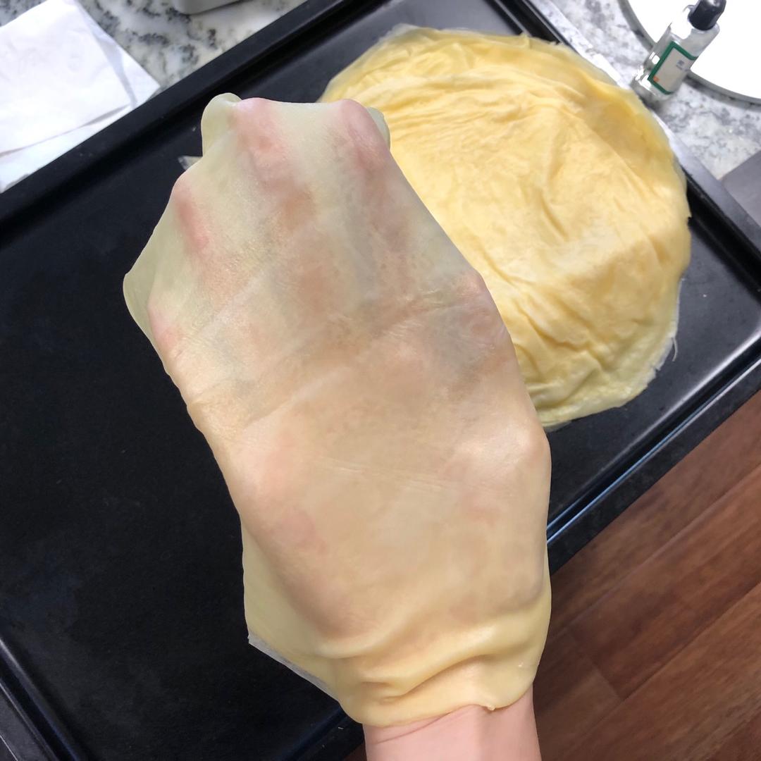 视频【奶茶千层蛋糕·新手也能做出的超薄可丽饼】3分钟学会千层蛋糕、毛巾卷、班戟